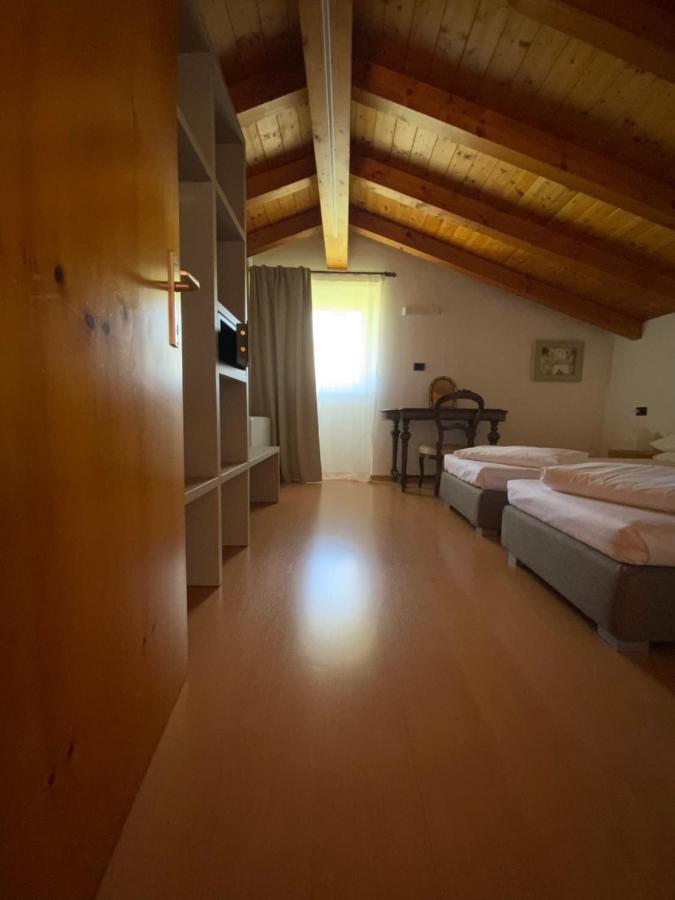 ריבה דל גארדה Verdepiano Bed & Camping מראה חיצוני תמונה