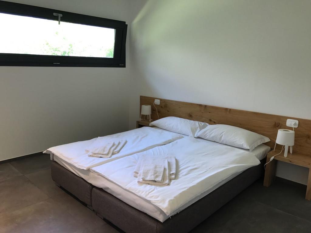 ריבה דל גארדה Verdepiano Bed & Camping מראה חיצוני תמונה